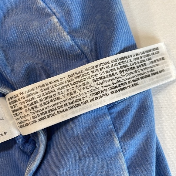 WALT DISNEY WORLD • Size Medium • Blue distressed whitewashed leggings - Picture 7 of 13